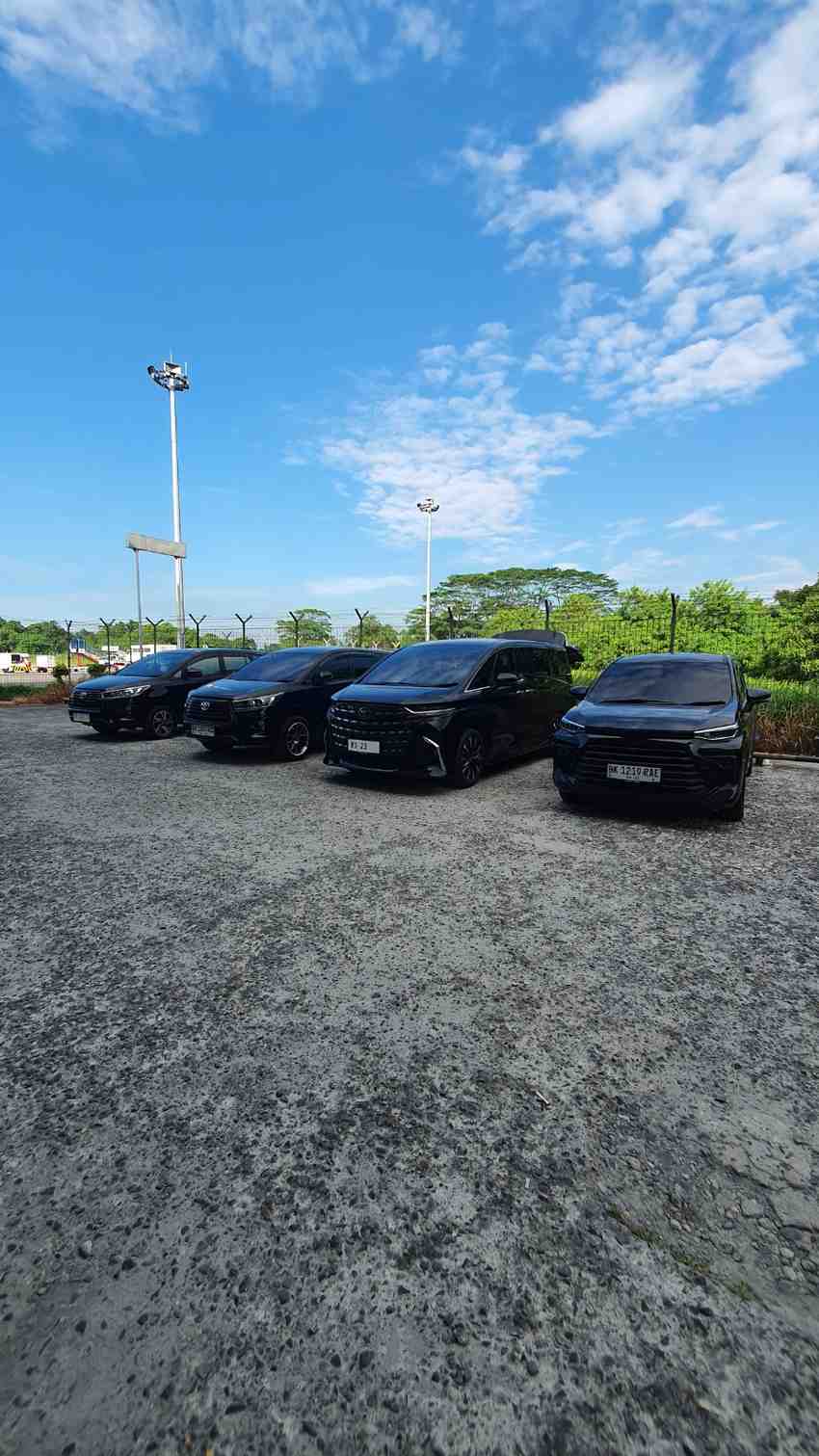 Pusat Rental Mobil Medan Terlengkap & Terpercaya Solusi Armada Dinas Hingga Bisnis Bersama Mavioso Mandiri